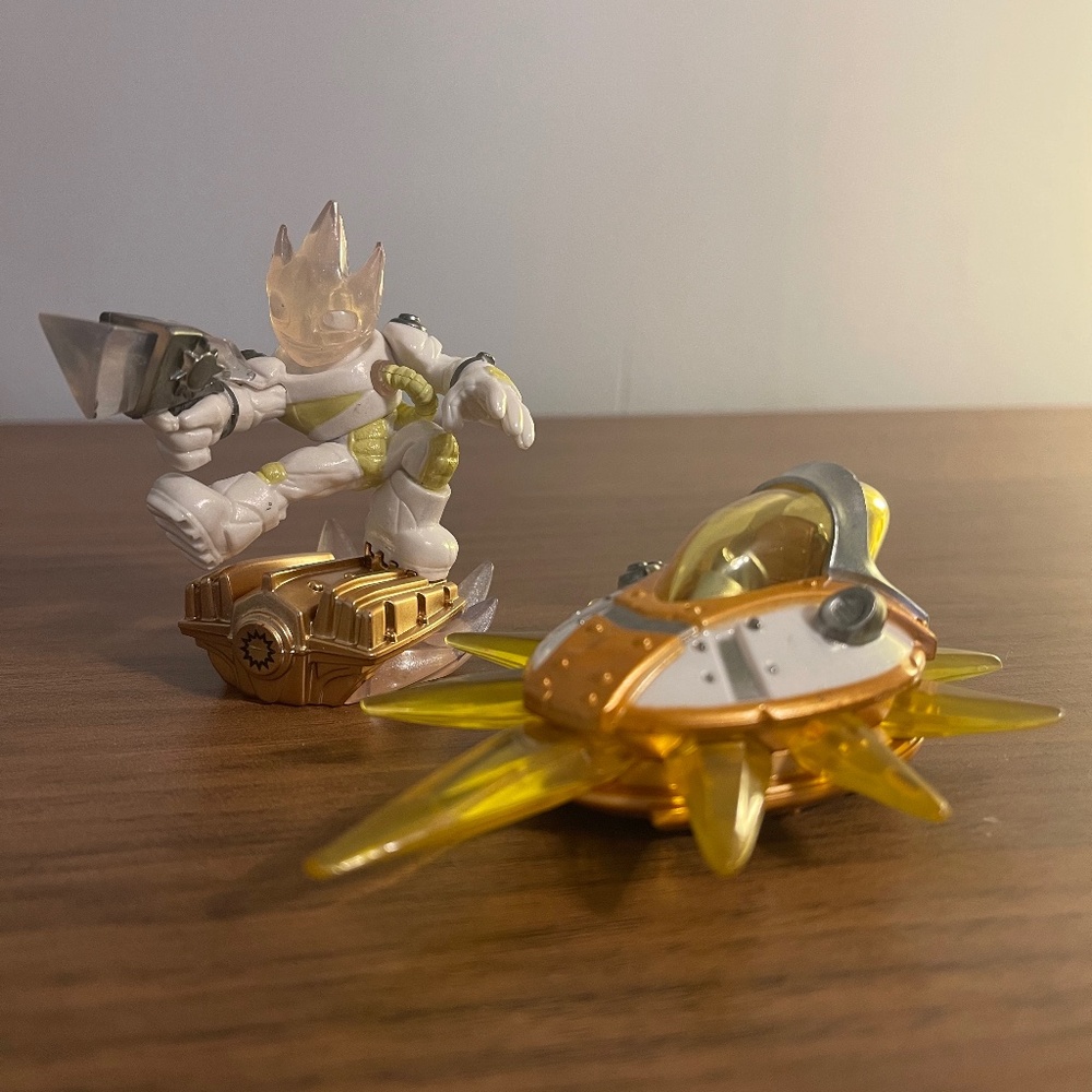 Skylanders Light Characters *Bundle